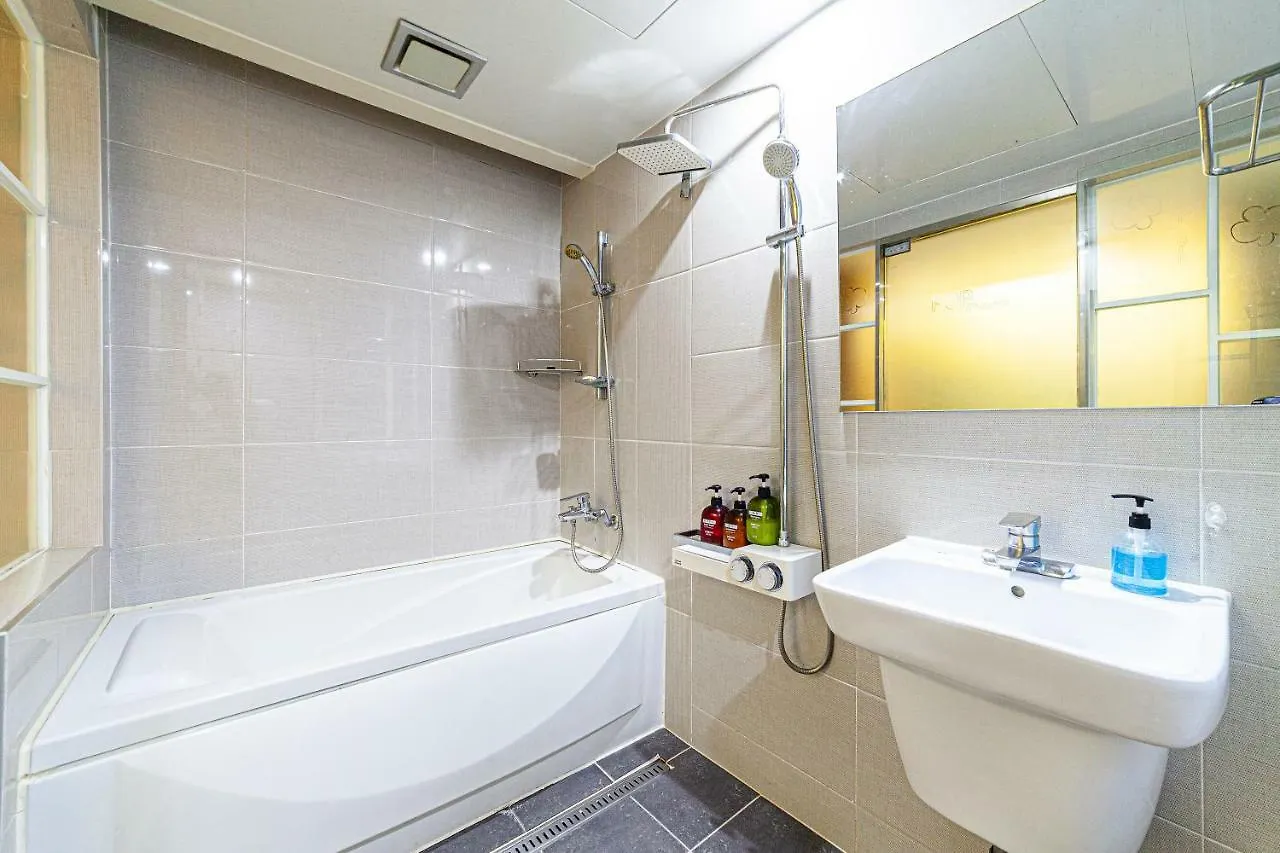 **  Busan Station Popcorn Hotel 韩国