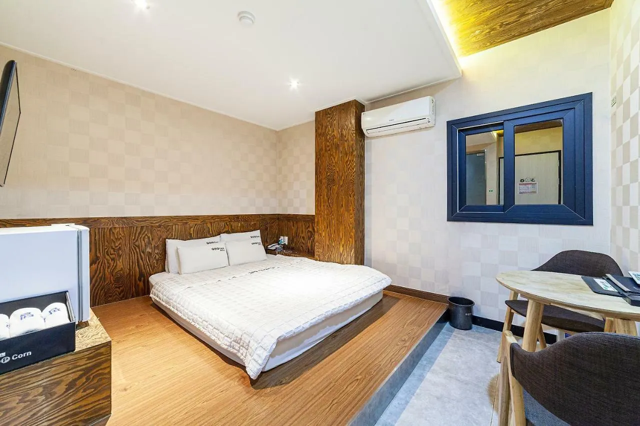 Busan Station Popcorn Hotel