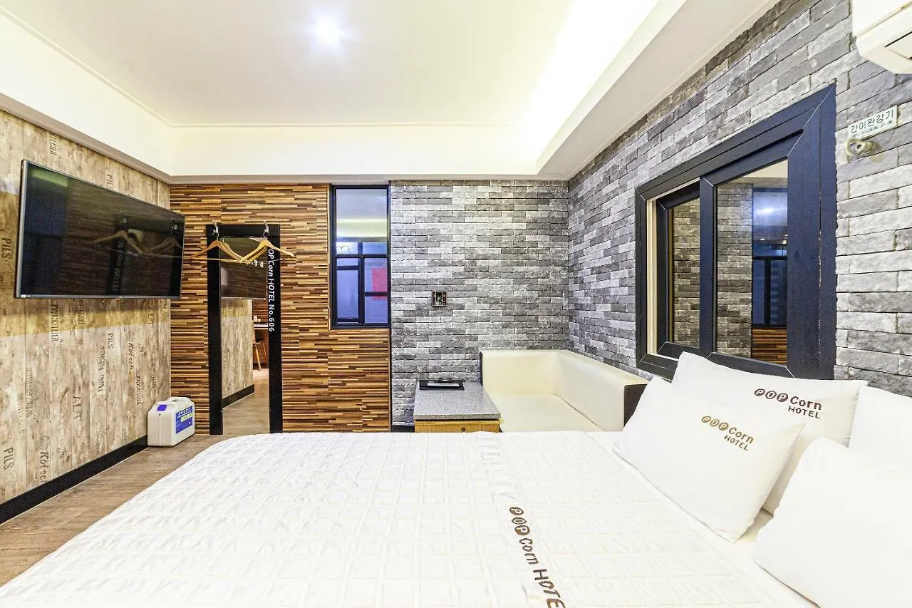 Busan Station Popcorn Hotel