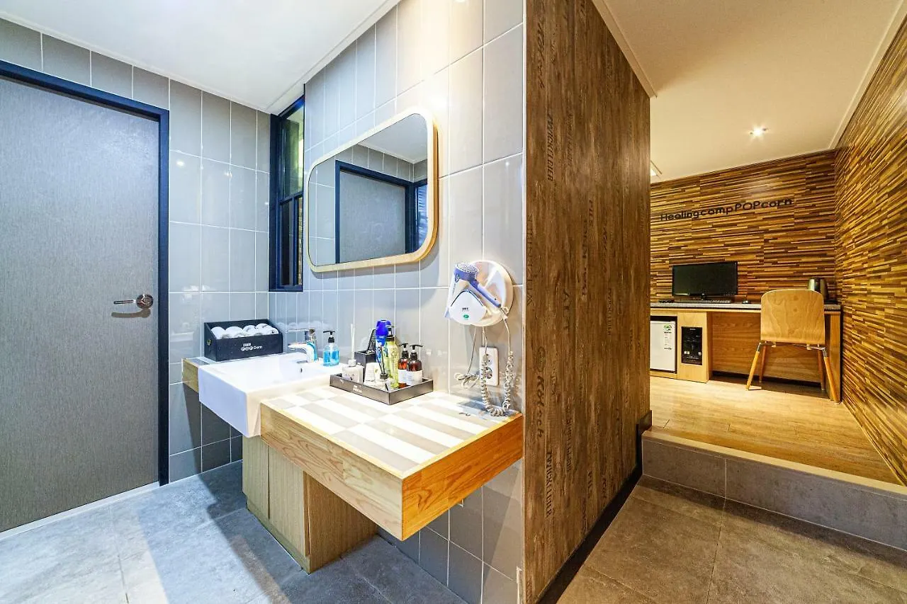 Busan Station Popcorn Hotel